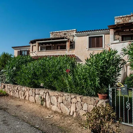 Apartment The Beach House Olbia